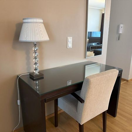 Gella Canalside Apartments With Sauna And Balcony In Address Saukonpaadenranta 4 เฮลซิงกิ ภายนอก รูปภาพ