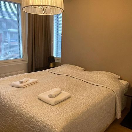Gella Canalside Apartments With Sauna And Balcony In Address Saukonpaadenranta 4 เฮลซิงกิ ภายนอก รูปภาพ